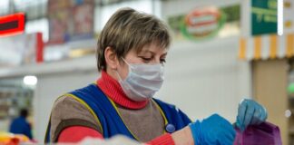 Магазин в Таёжном нарушил требования по профилактике COVID-19.