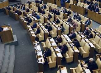 Условия для медиков и школ. Сегодня в Государственной думе России на пленарном заседании будет рассмотрено свыше 40 вопросов.