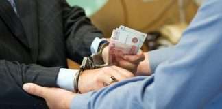 В Богучанском районе возбуждено уголовное дело по факту покушения на дачу взятки сотруднику полиции,- сообщает пресс-служба Следственного комитета.