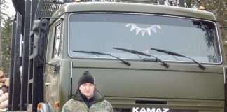 Сельский Дом Культуры посёлка Ангарский поздравил водителей с днём шофёра.