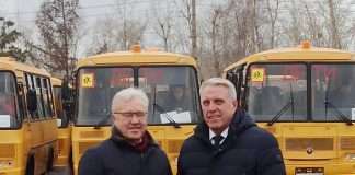 В Красногорьевский отправился новый школьный автобус.