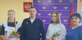 Их первые паспорта граждан России!