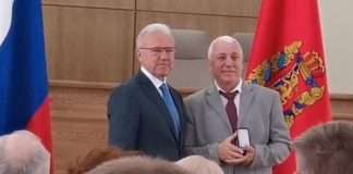 Лесопромышленник Хуршудьян Александр Сергеевич из Богучанского района награждён знаком отличия Красноярского края «За трудовые заслуги»,- сообщила депутат Заксобрания Екатерина Уделько.