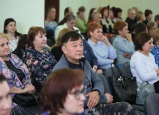 В обстановке Богучанской ДШИ состоялась планерка глав поселений. Главное на повестке дня: