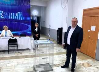 Глава района огласил результаты выборов.