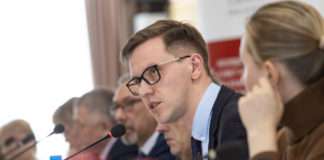 Необходимость обеспечения медицинскими сотрудниками.