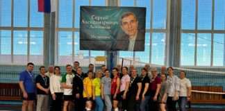 В Богучанах состоялся турнир по волейболу среди смешанных команд памяти С.А.Логинова.