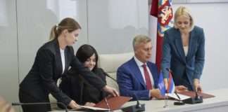 «Когда мы говорим, что сегодня патриотизм является той скрепляющей силой, которая объединяет всю страну, пример новых регионов является для нас одним из ключевых»- Заксобрание Красноярского края подписало соглашение с Херсонской областной Думой.
