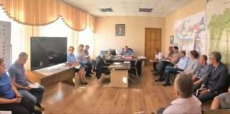В заседании районной КЧС и ПБ по вопросу подтопления погребов в жилом секторе мкр-на «Восточный» с. Богучаны приняли участие первый заместитель Министра строительства и жилищно-коммунального хозяйства региона Сперанский Михаил Викторович и заместитель Министра природных ресурсов и лесного комплекса Красноярского края Коробкин Александр Владимирович.