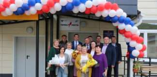 В п.Осиновый Мыс торжественно открыли новейший корпус общеобразовательной школы.