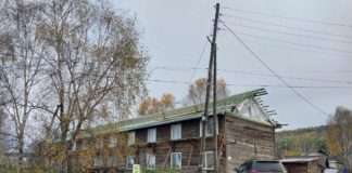 Продолжается капремонт крыш многоквартирных домов в Богучанах