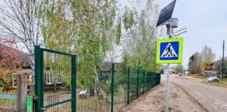 Было — стало.В п. Осиновый Мыс д/с «Ручеек» заменили ограждение.