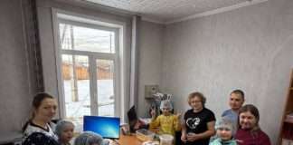 В гости к волонтёрам СВО заглянули ребятишки 4 класса вместе с родителями.