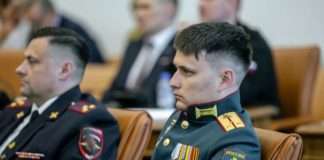 Красноярский край усиливает поддержку участников СВО, рассказал председатель ЗС края Алексей Додатко