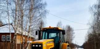 В Богучанах продолжат чистить дороги от снега.