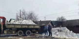 Жительнице п.Ангарский оказали помощь в борьбе с последствиями талых вод.